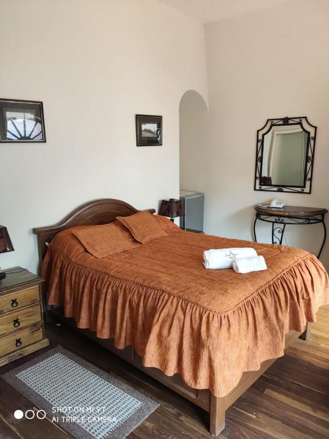 Hotel Santa Monica Потосі Екстер'єр фото